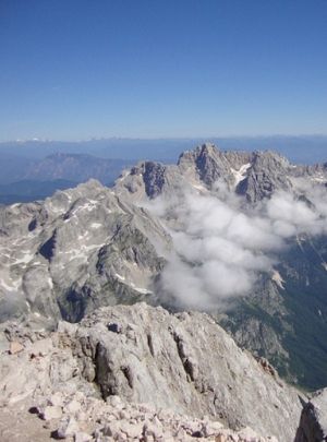 SLOVENIAN MOUNTAIN TRAIL